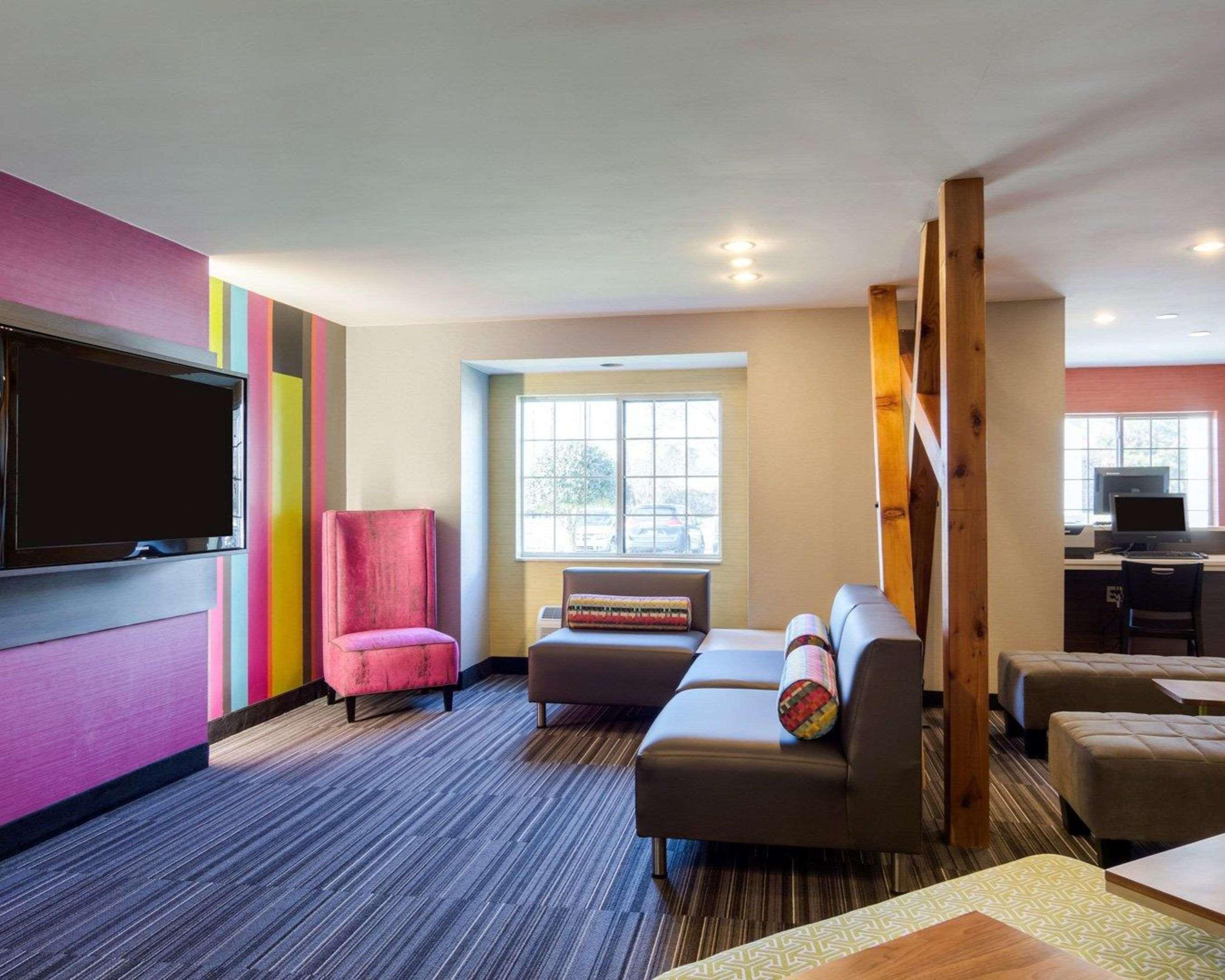 Quality Inn & Suites Ashland Near Kings Dominion Exterior photo